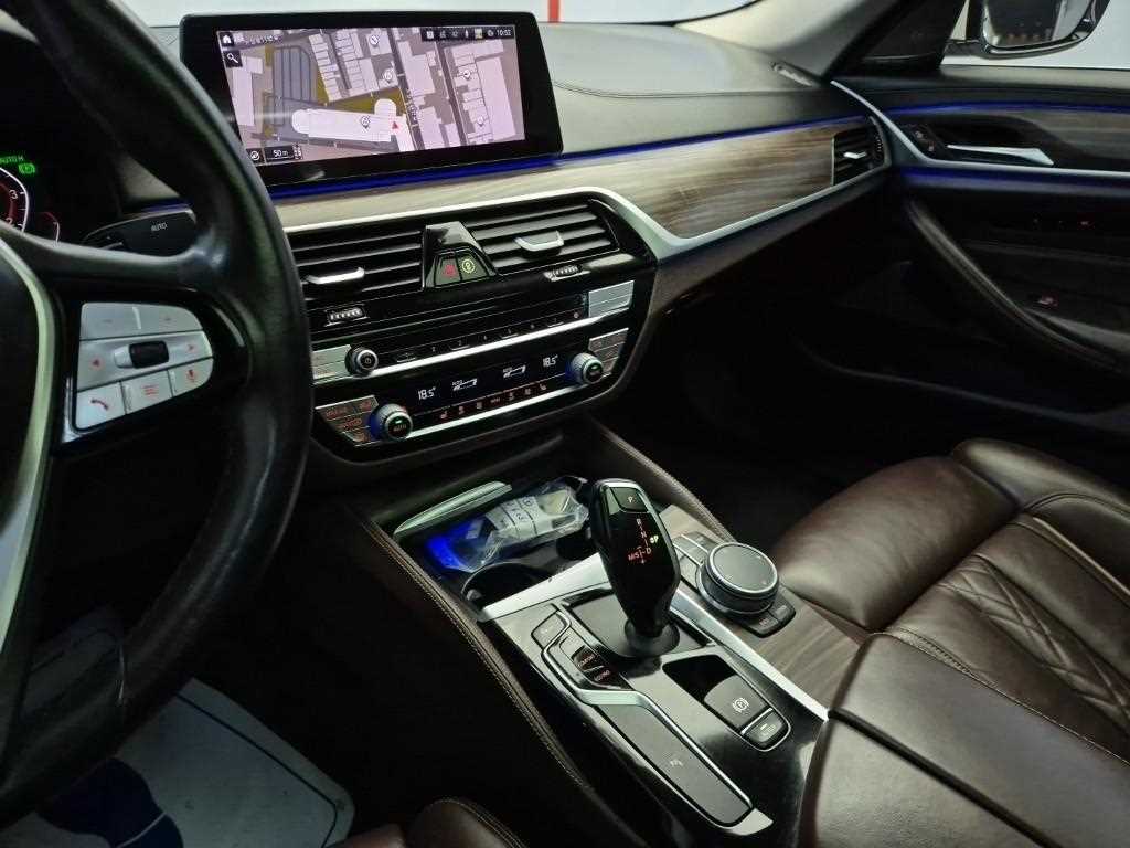 BMW 5 Series - Vista 10