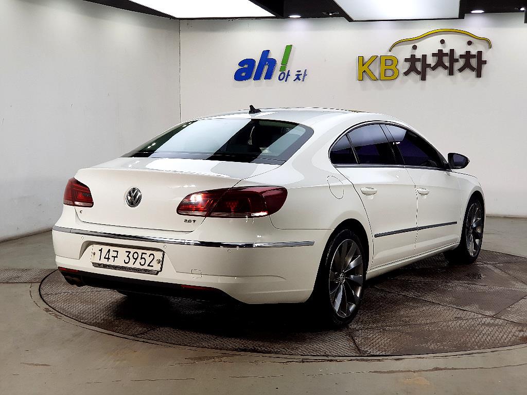 Volkswagen CC - Vista 4