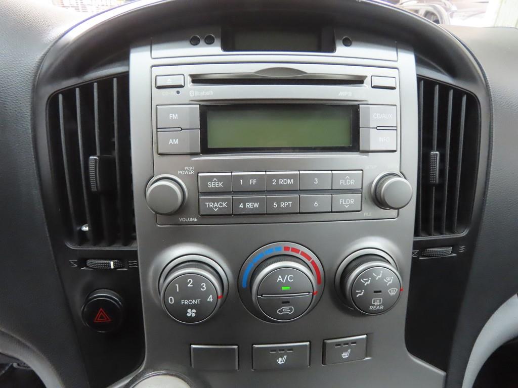 HYUNDAI Starex - Vista 11