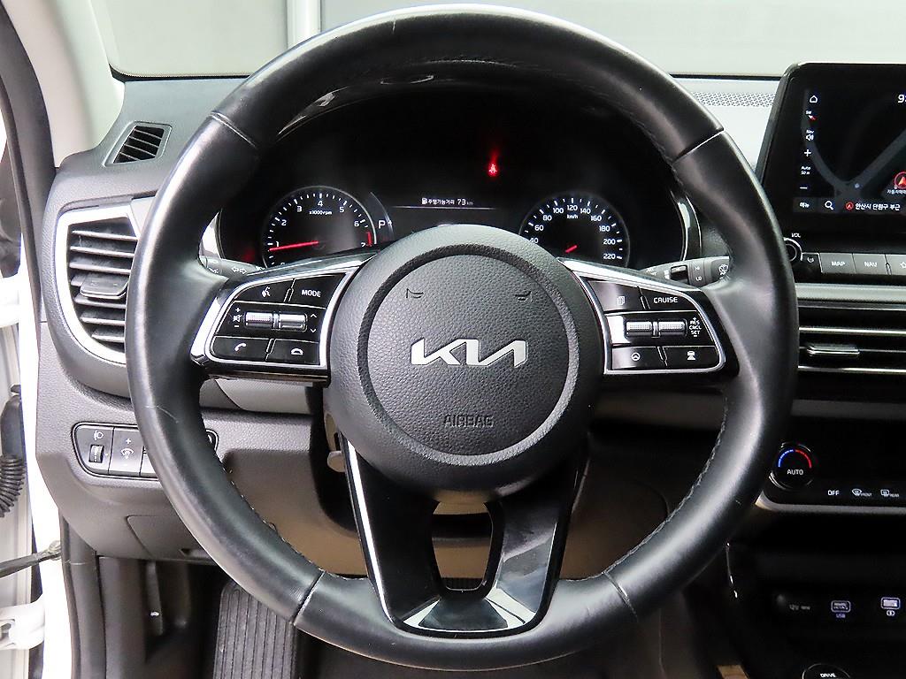 KIA Seltos - Vista 9