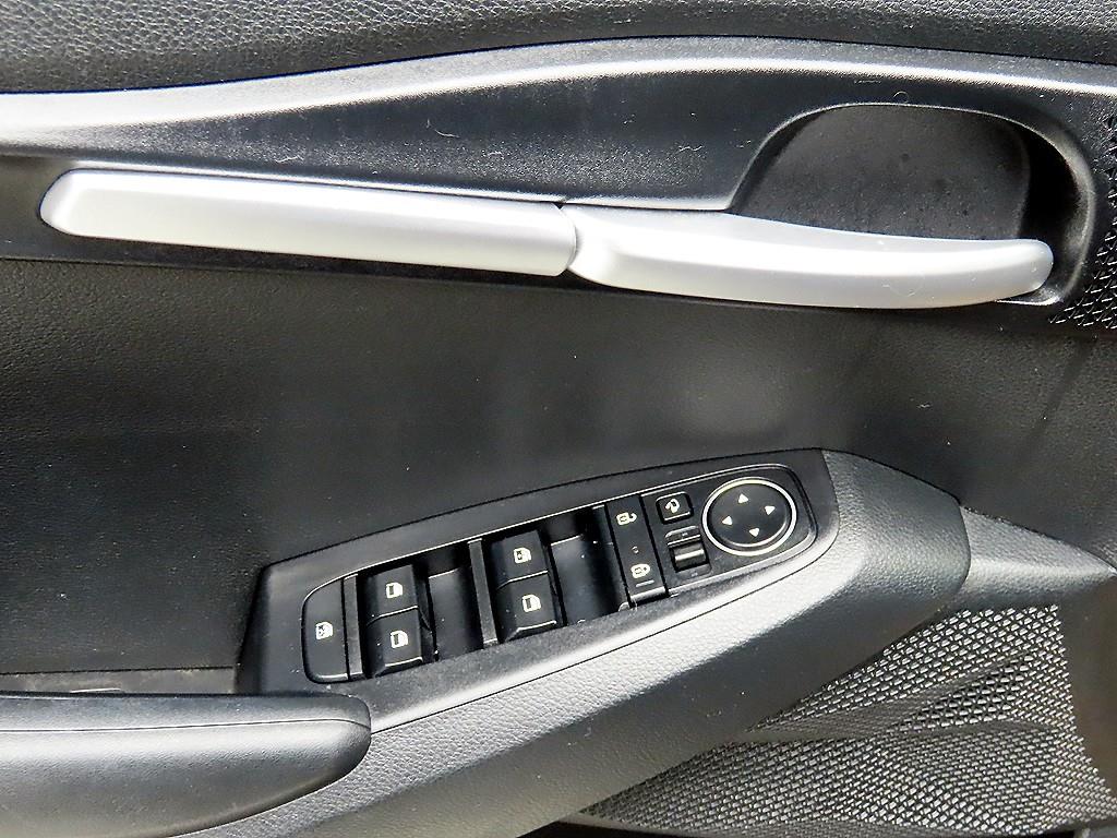 KIA Seltos - Vista 11