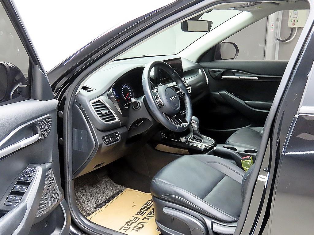 KIA Seltos - Vista 5