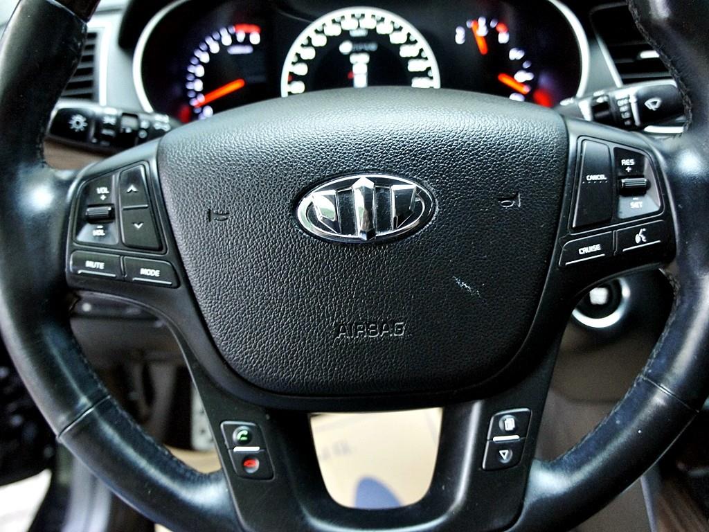 KIA K7 - Vista 11