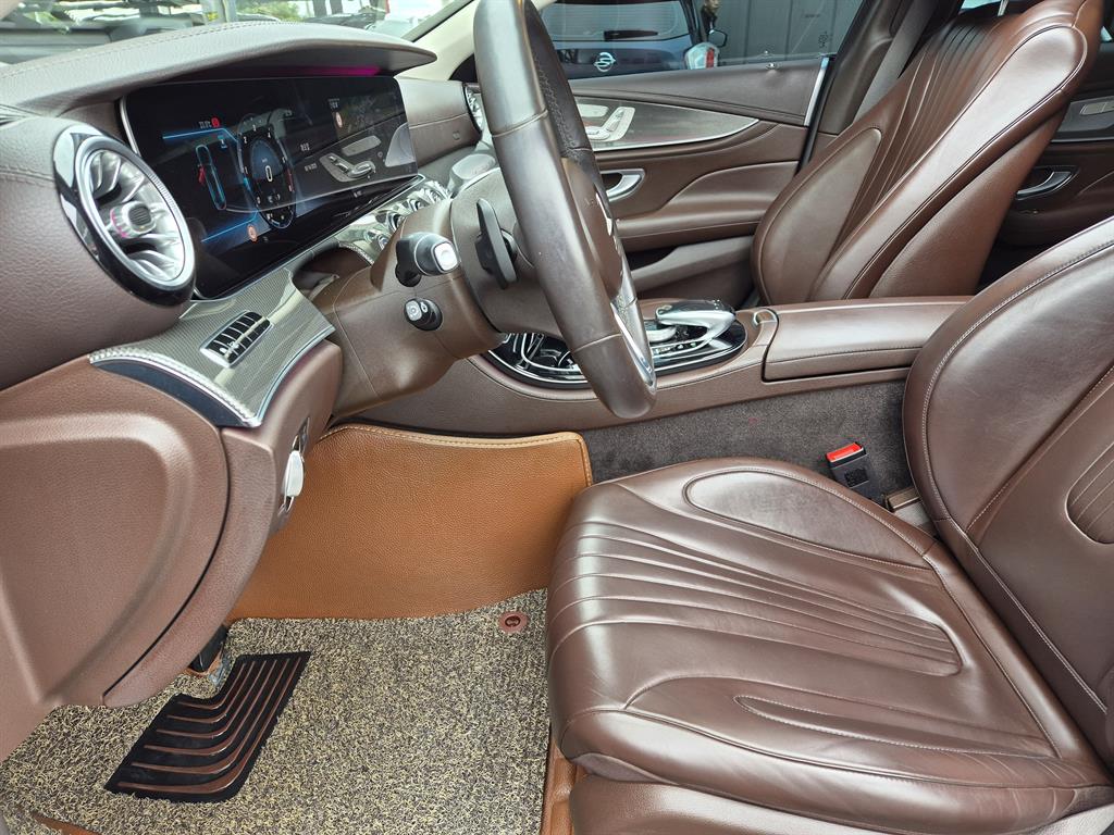 Mercedes Benz CLS Class - Vista 5