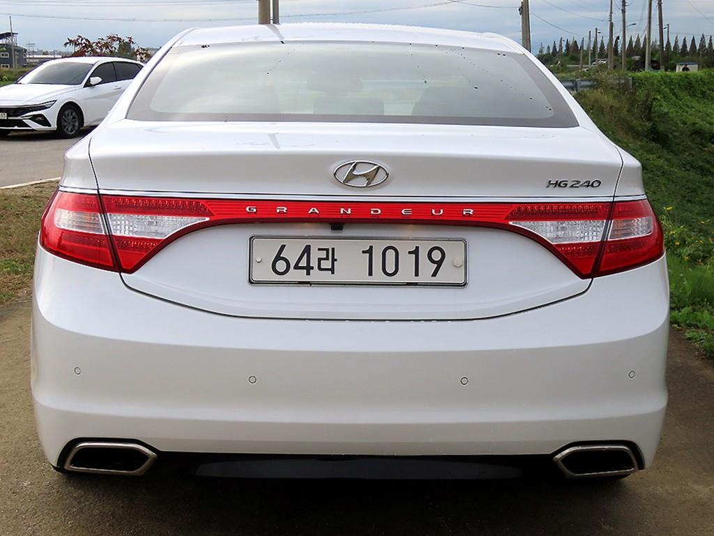 HYUNDAI Grandeur - Vista 4