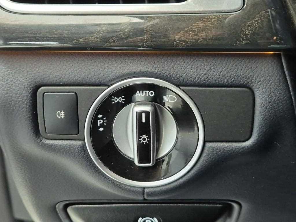 Mercedes Benz CLS Class 2015 Blanco - Importación desde Corea - HF Imports Iquique - Foto 18