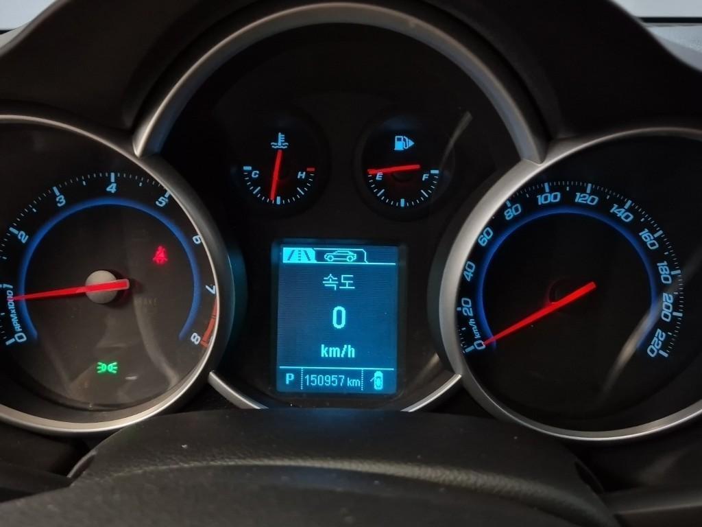 Chevrolet Cruise - Vista 6