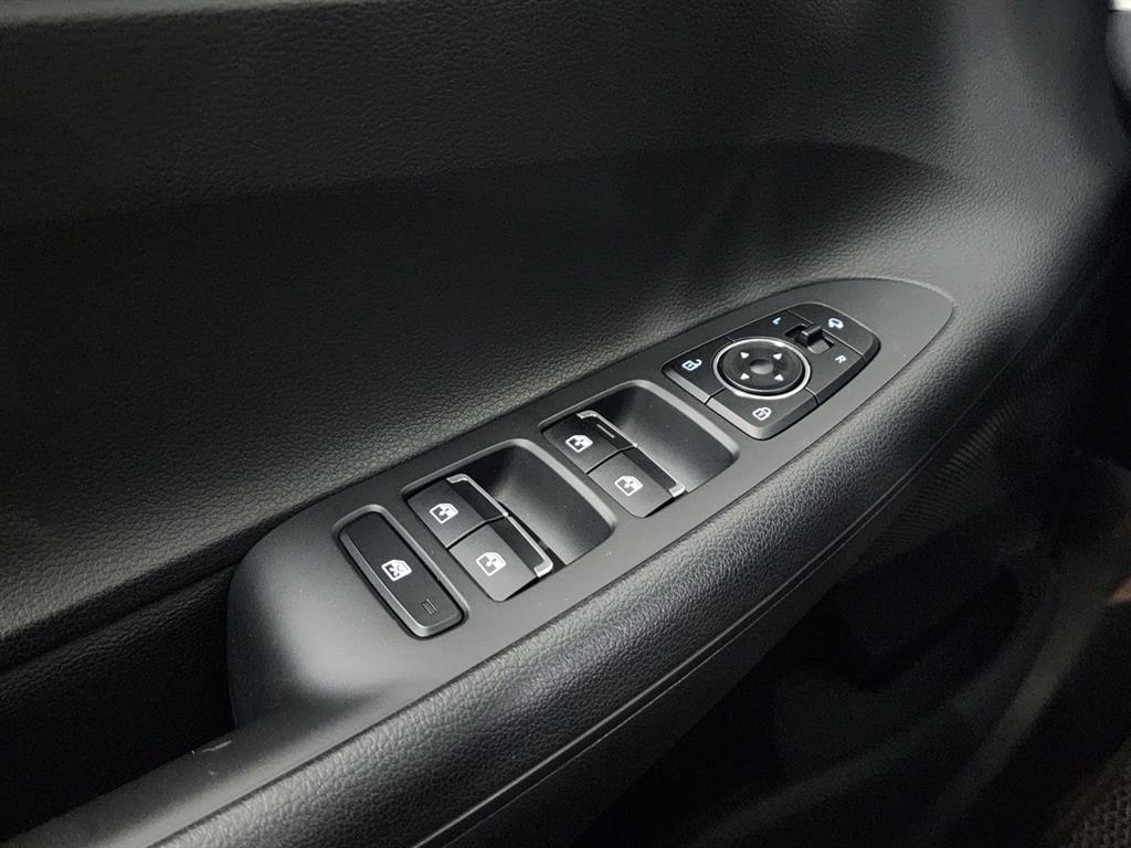 HYUNDAI Grandeur - Vista 12