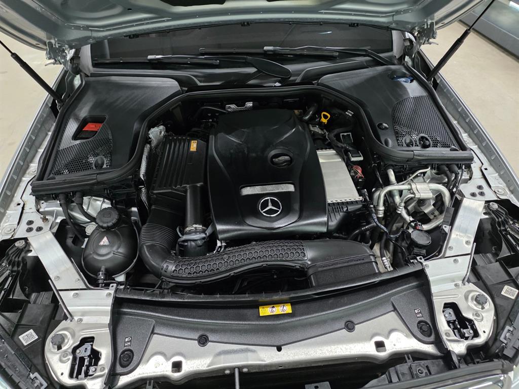 Mercedes Benz E class 2017 Plateado - Importación desde Corea - HF Imports Iquique - Foto 19