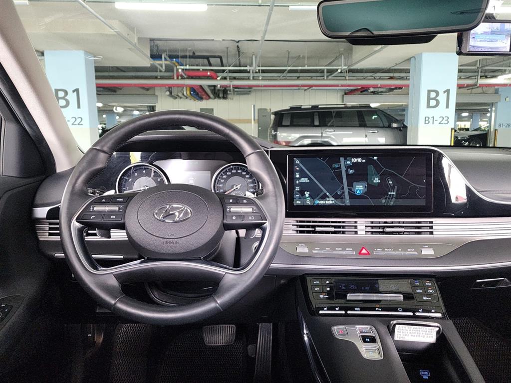 HYUNDAI Grandeur - Vista 6