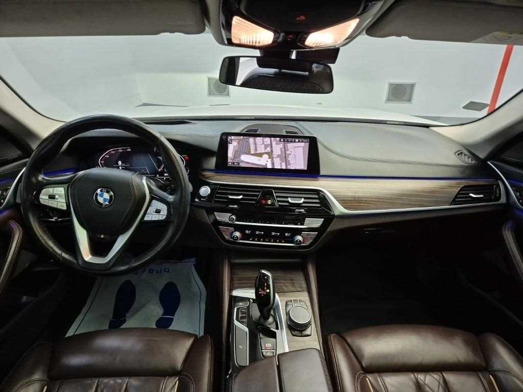 BMW 5 Series - Vista 7