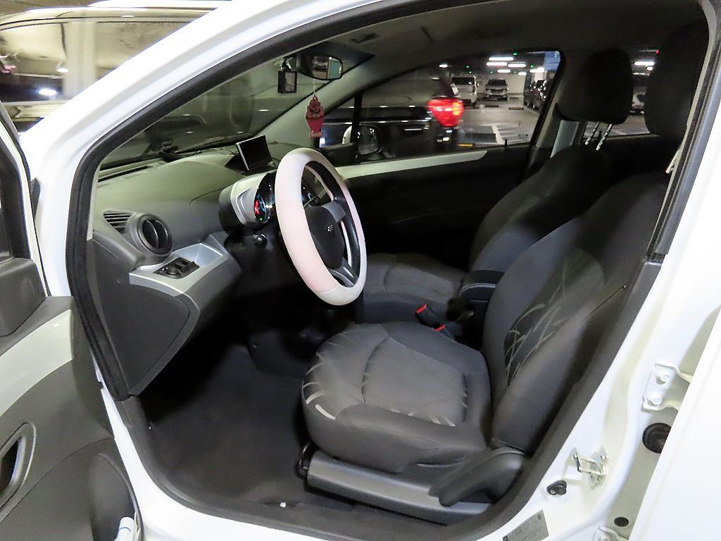 Chevrolet Spark - Vista 6