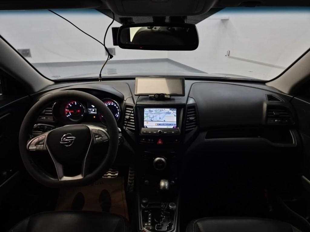 Ssangyong Tivoli - Vista 7