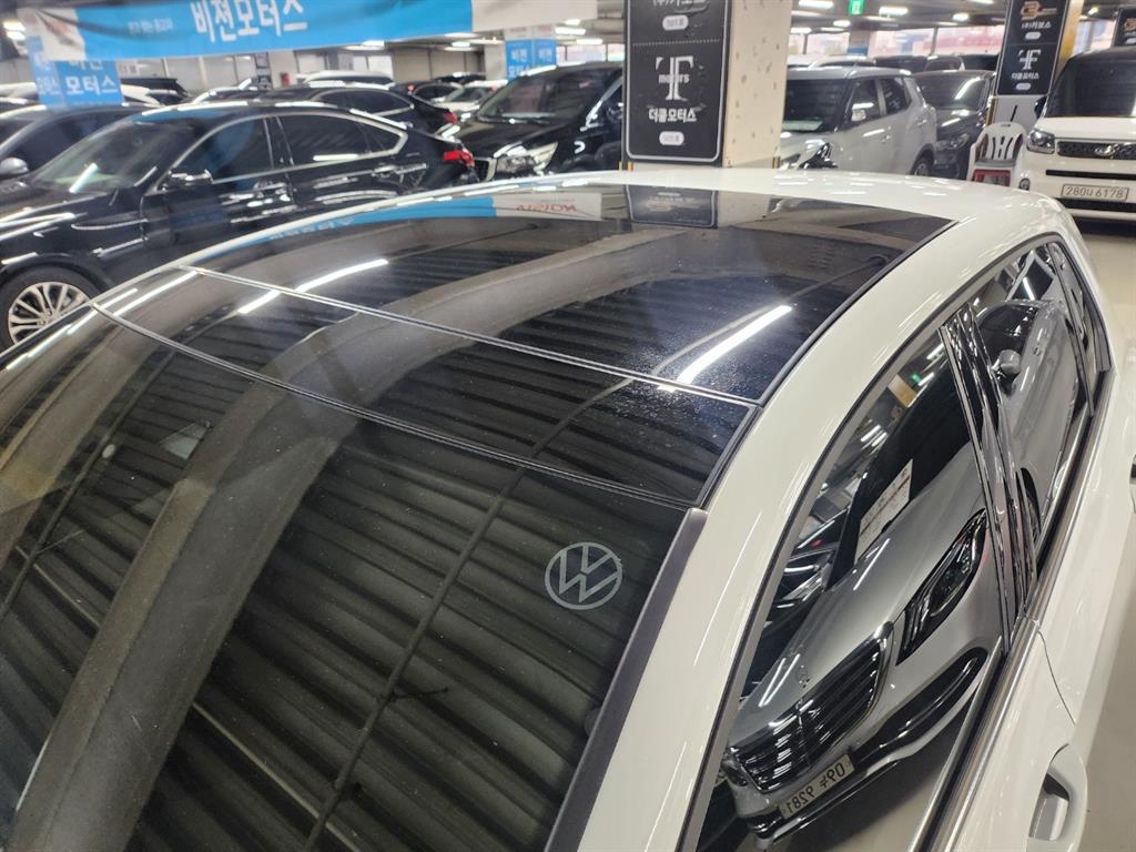 Volkswagen Golf - Vista 7