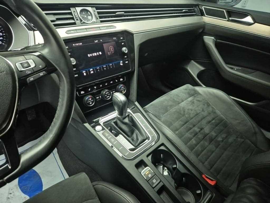 Volkswagen Passat - Vista 10