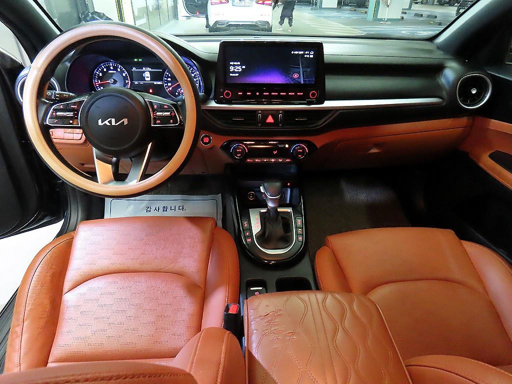 KIA K3 - Vista 10