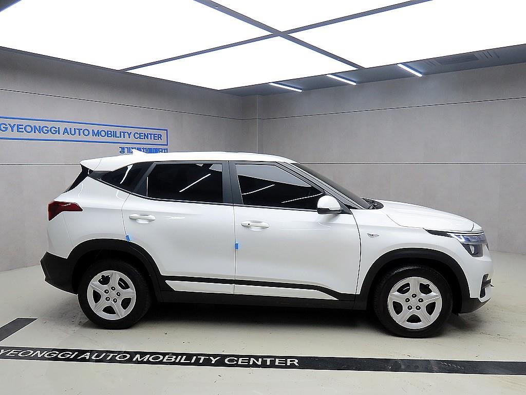 KIA Seltos - Vista 2