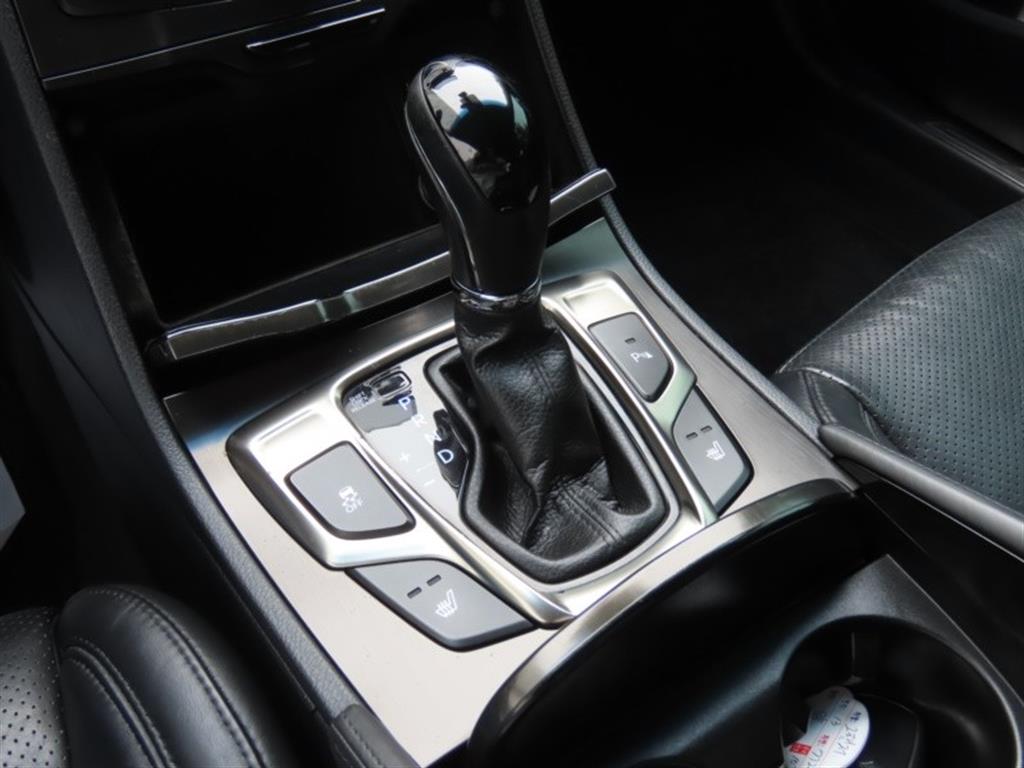 HYUNDAI Grandeur - Vista 11