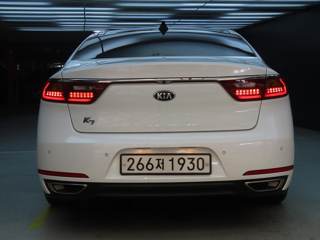 KIA K7 - Vista 4