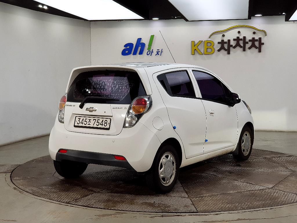 Chevrolet Spark - Vista 4