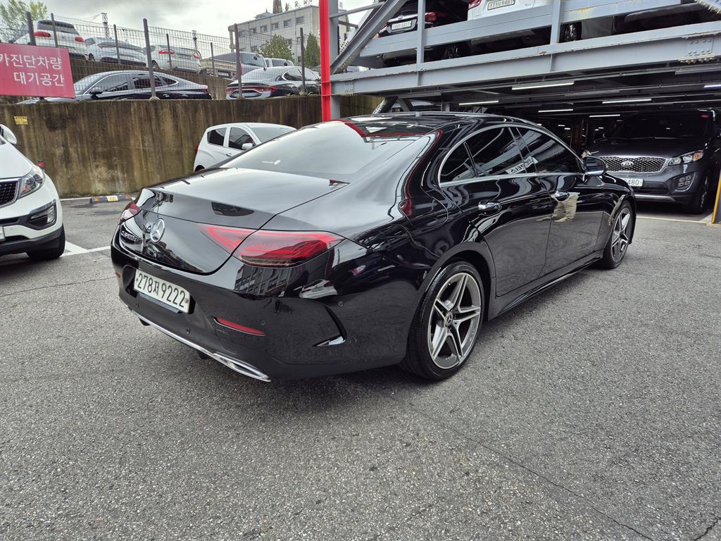 Mercedes Benz CLS Class - Vista 4