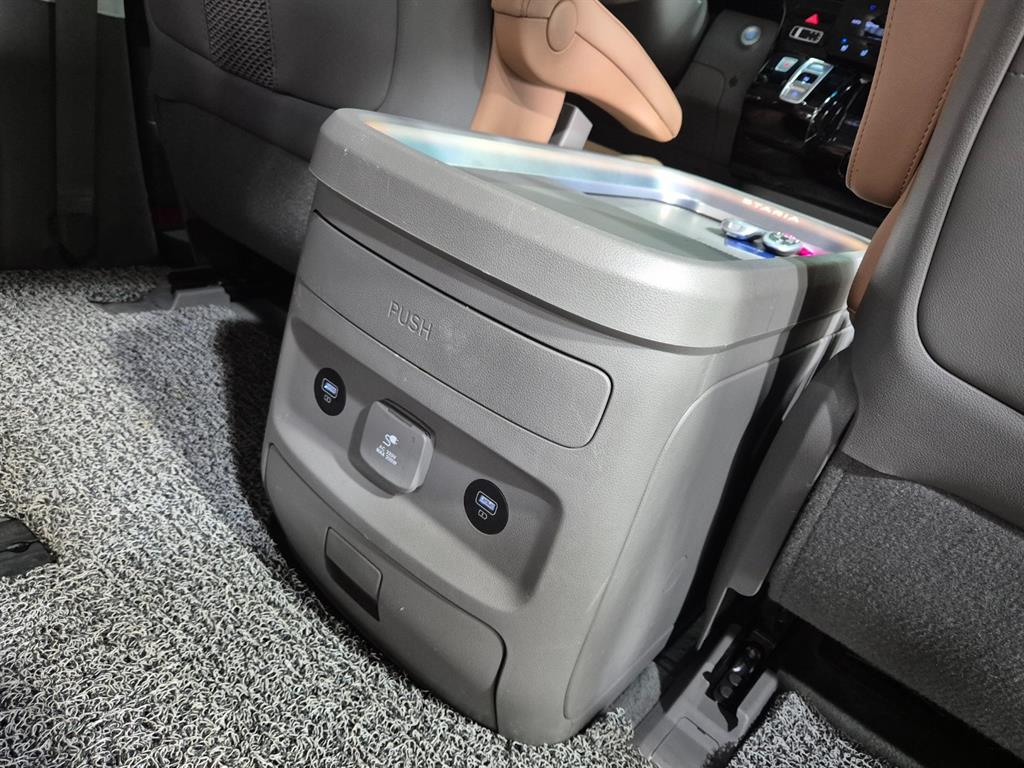 HYUNDAI Staria 2023 Negro - Importación desde Corea - HF Imports Iquique - Foto 18