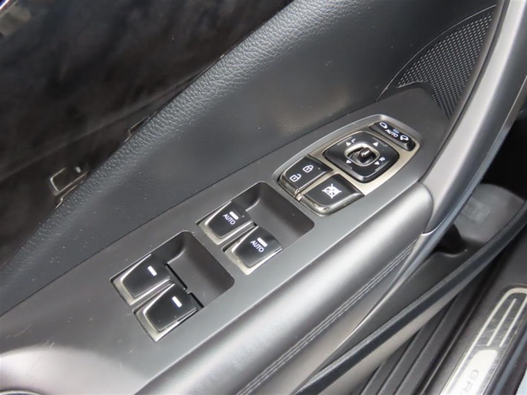 HYUNDAI Grandeur 2014 Negro - Importación desde Corea - HF Imports Iquique - Foto 12