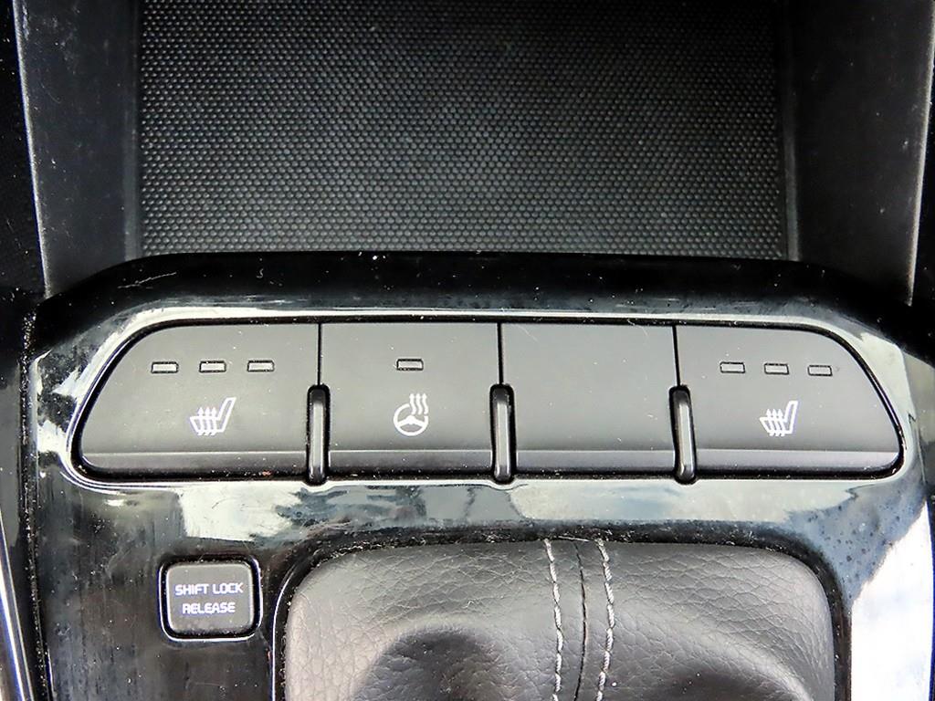 KIA Stonic 2018 Blanco - Importación desde Corea - HF Imports Iquique - Foto 14