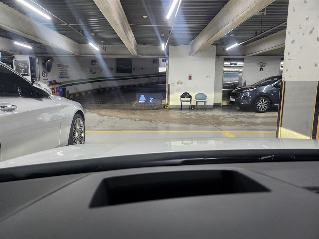 Volkswagen Golf - Vista 12