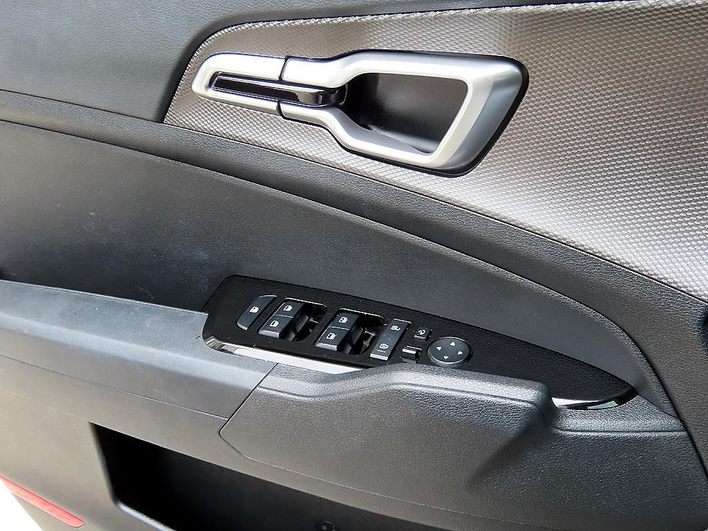 KIA Sportage - Vista 11