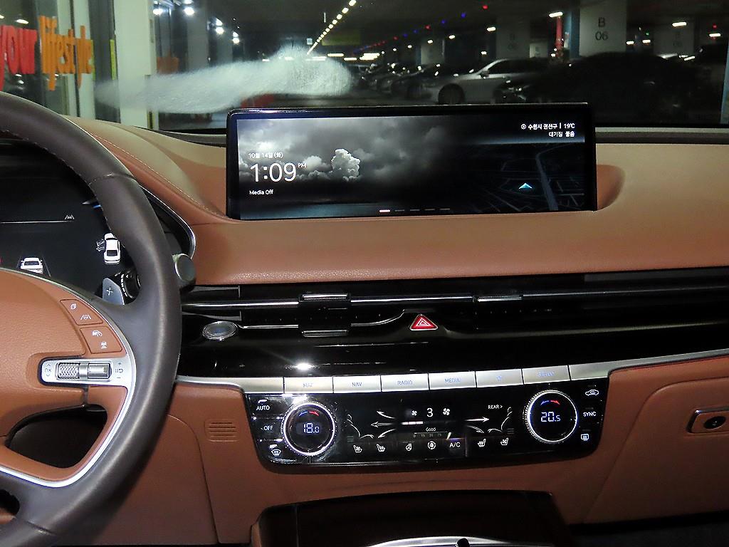 Genesis G80 - Vista 11