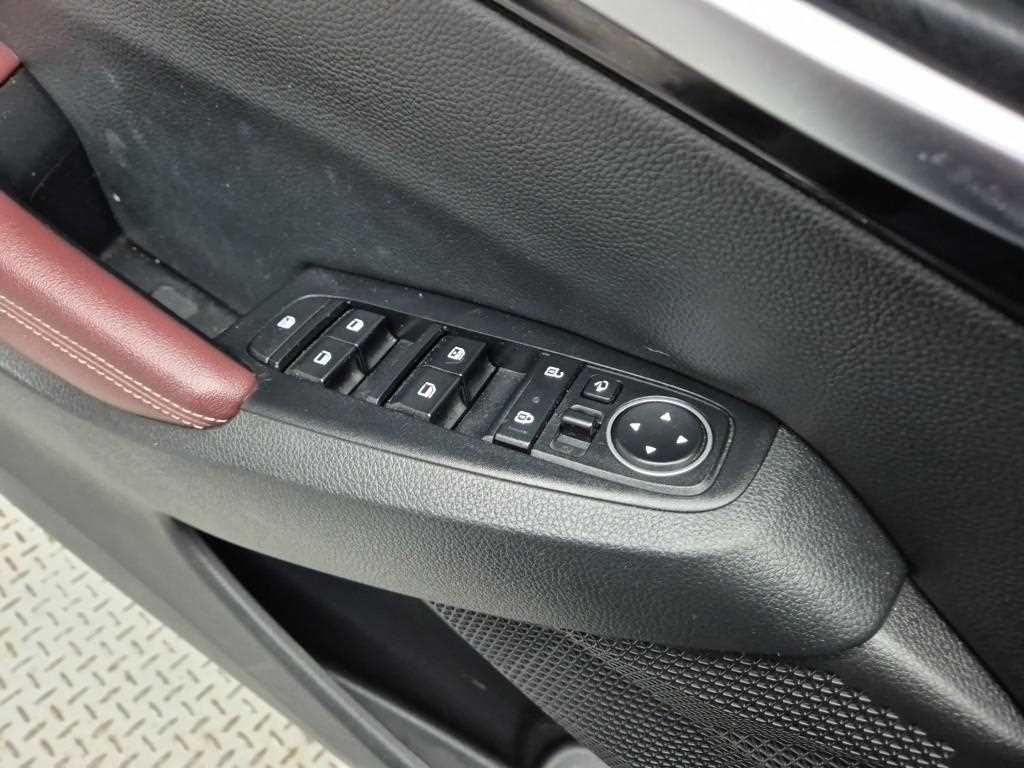 KIA Seltos 2020 Negro - Importación desde Corea - HF Imports Iquique - Foto 18