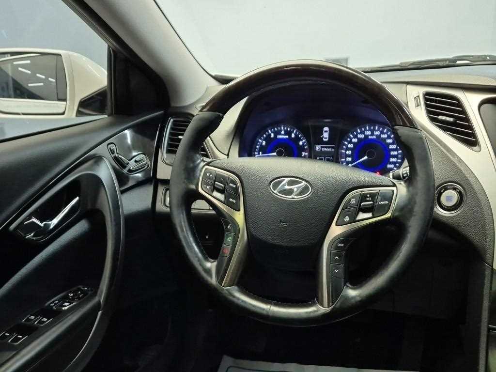 HYUNDAI Grandeur - Vista 9