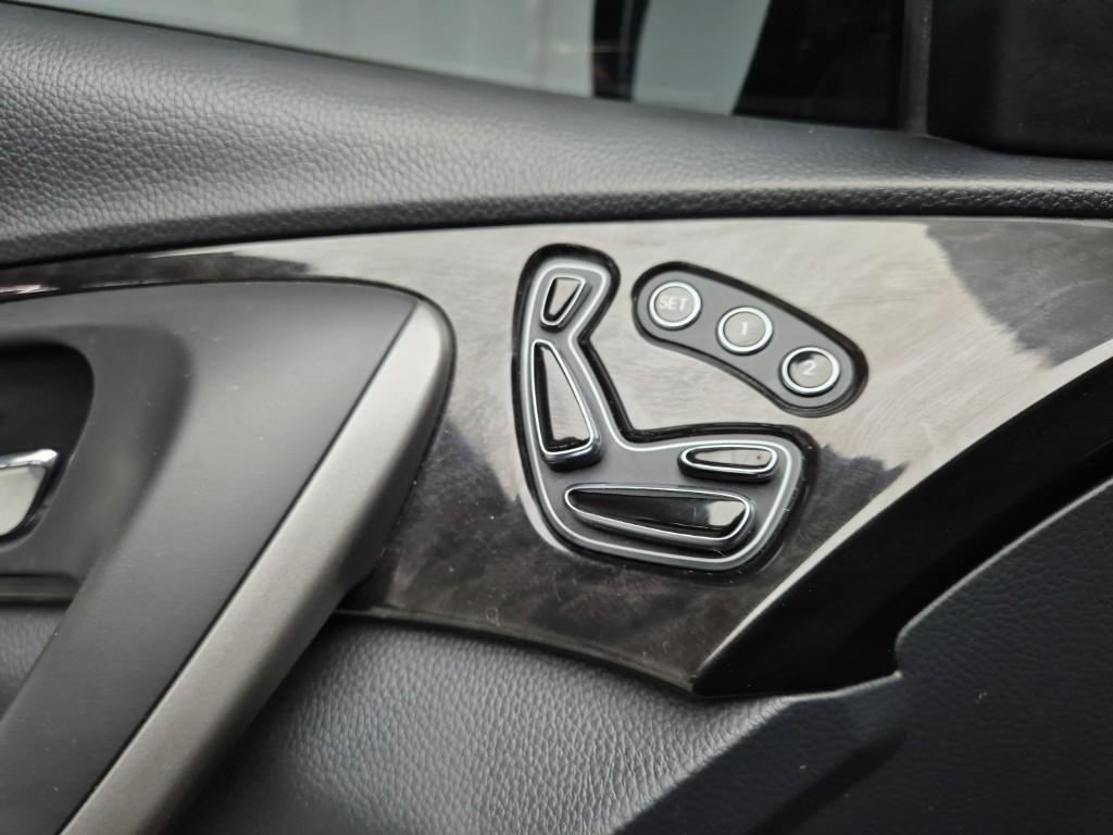 HYUNDAI Grandeur 2016 Negro - Importación desde Corea - HF Imports Iquique - Foto 17