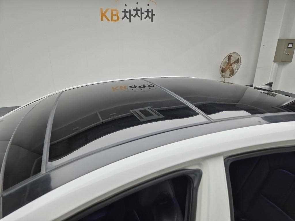 KIA K7 2012 Blanco - Importación desde Corea - HF Imports Iquique - Foto 13