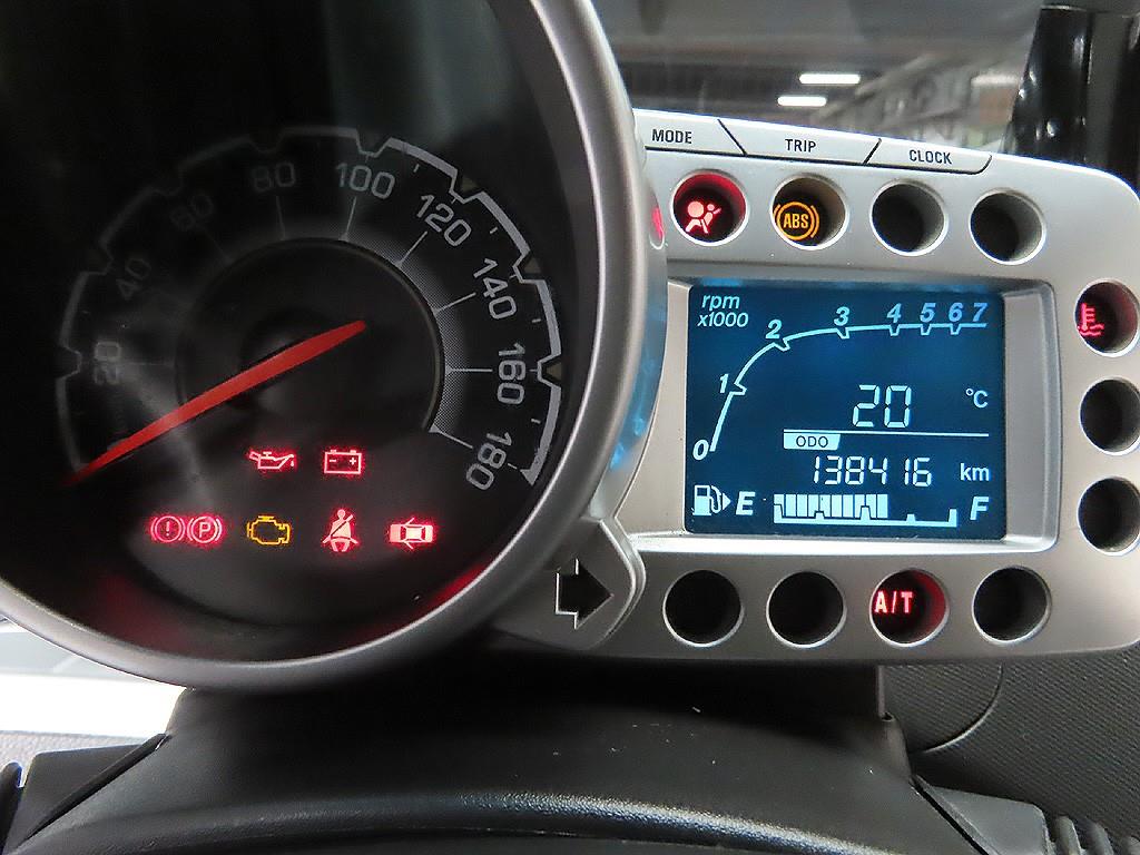 Chevrolet Spark - Vista 11