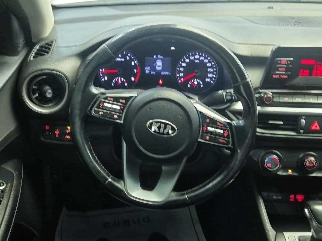 KIA K3 - Vista 9
