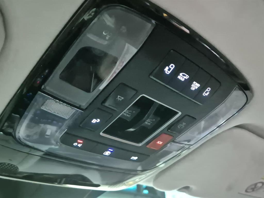 HYUNDAI Staria - Vista 11