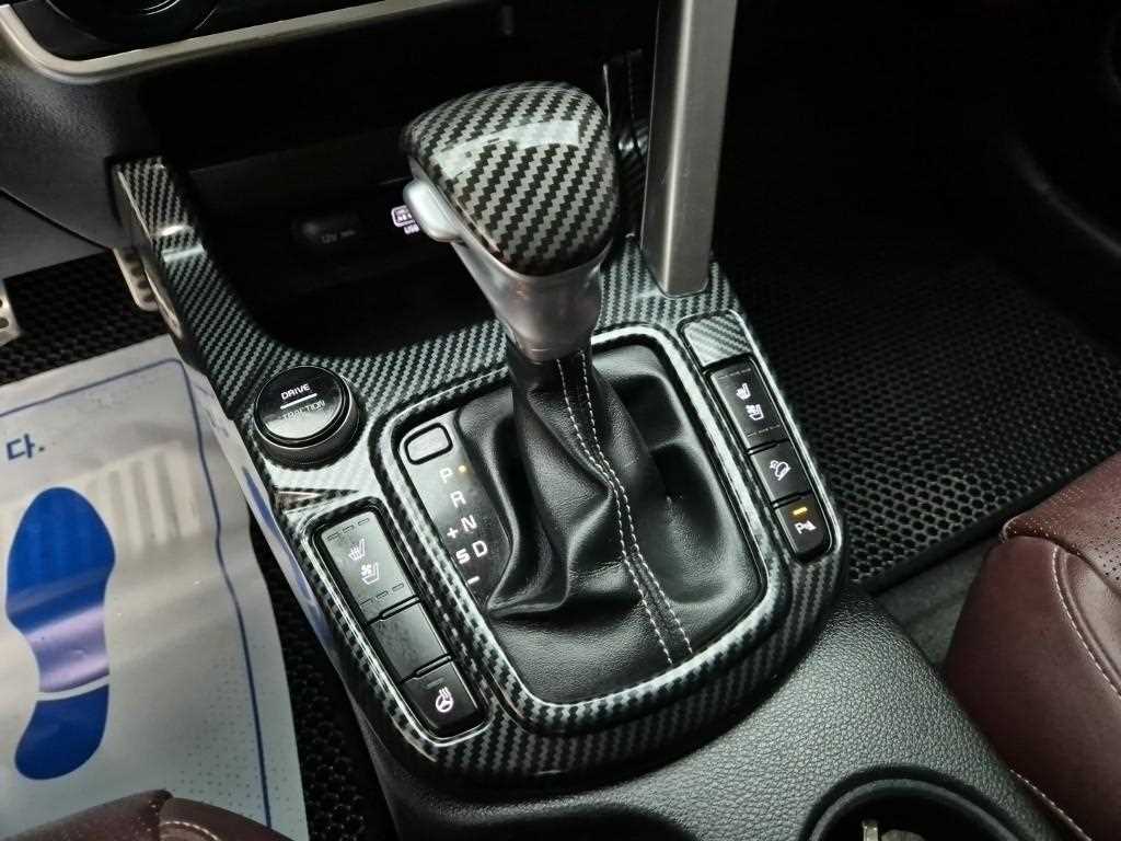 KIA Seltos - Vista 8