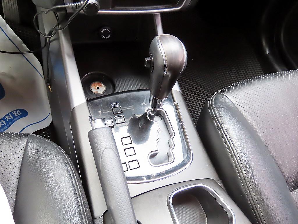 Ssangyong Korando - Vista 10