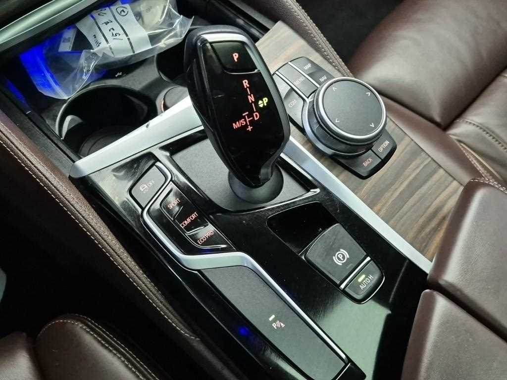 BMW 5 Series - Vista 8