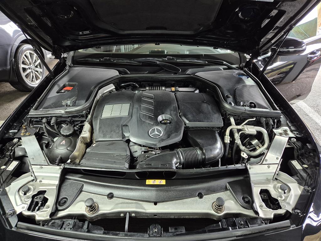 Mercedes Benz CLS Class 2019 Negro - Importación desde Corea - HF Imports Iquique - Foto 18