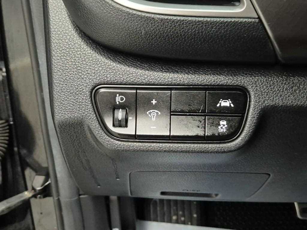 KIA Seltos 2020 Negro - Importación desde Corea - HF Imports Iquique - Foto 17