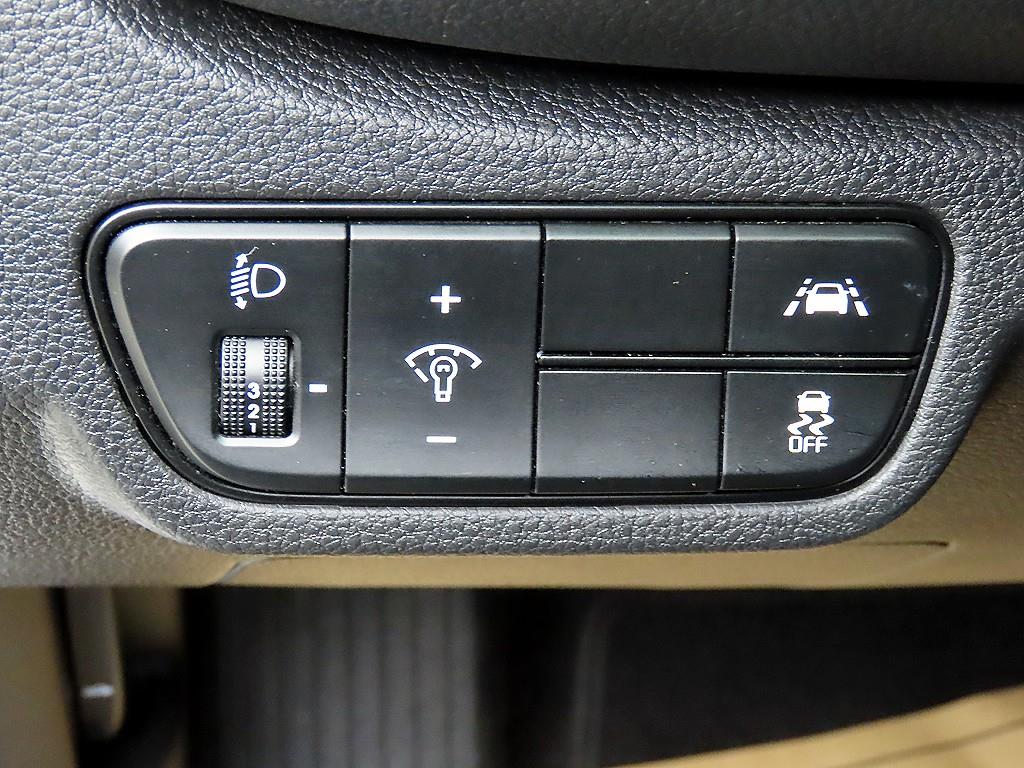 KIA Seltos - Vista 12