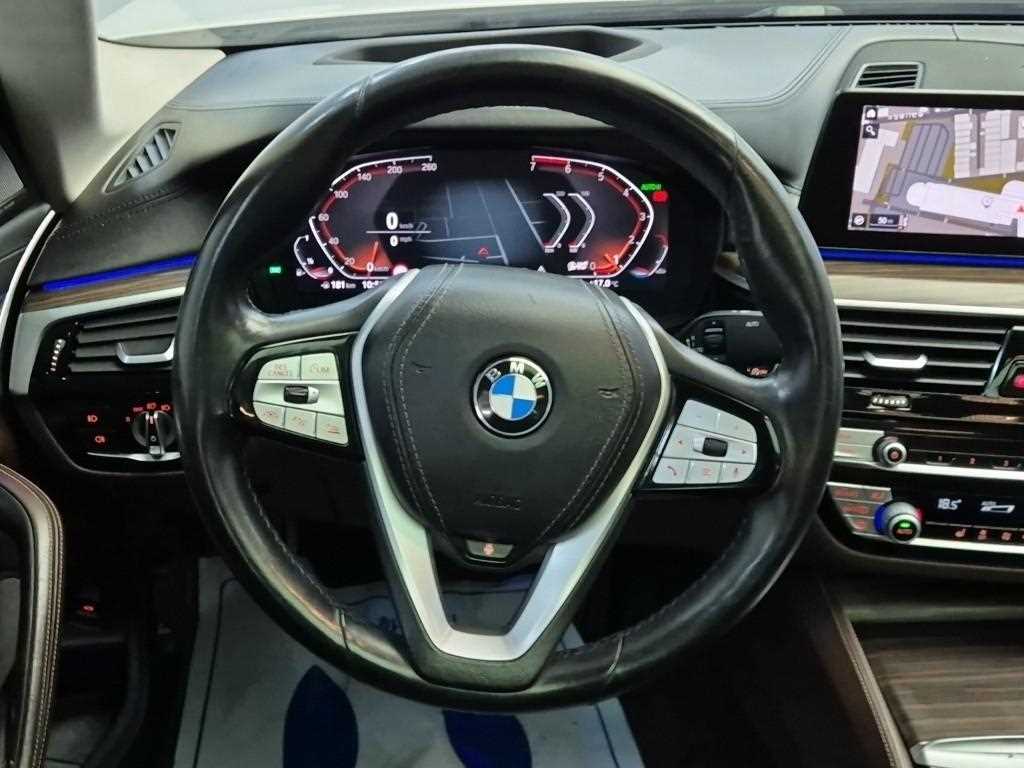 BMW 5 Series - Vista 9