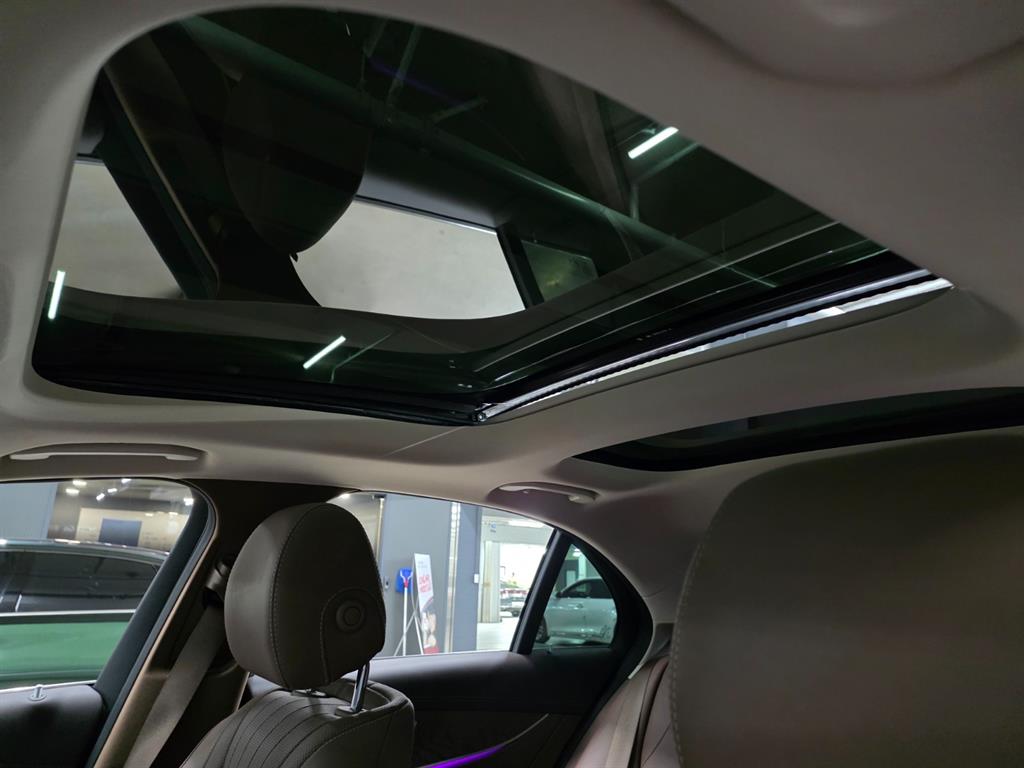 Mercedes Benz E class 2017 Plateado - Importación desde Corea - HF Imports Iquique - Foto 17