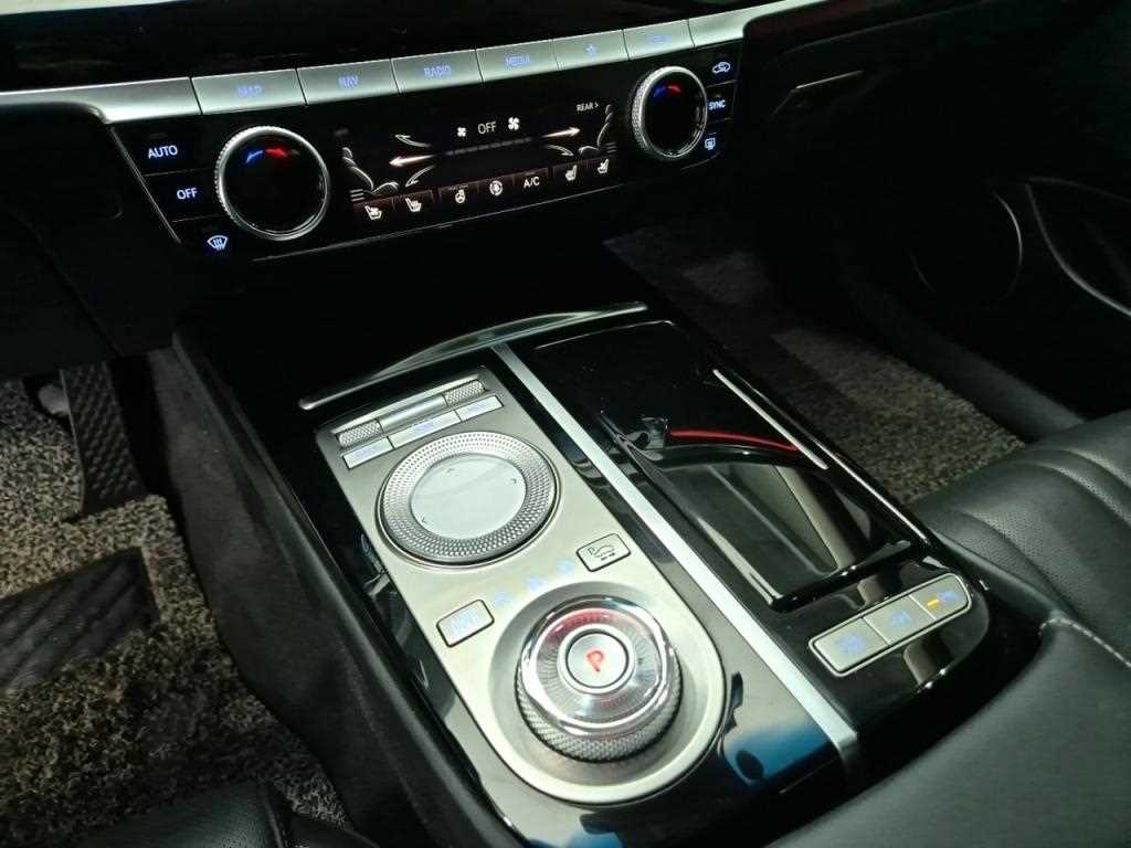 Genesis G80 - Vista 8