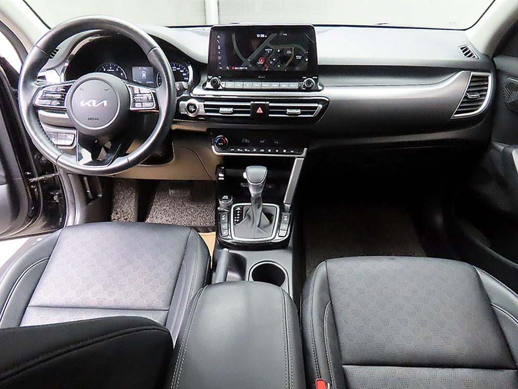 KIA Seltos - Vista 7