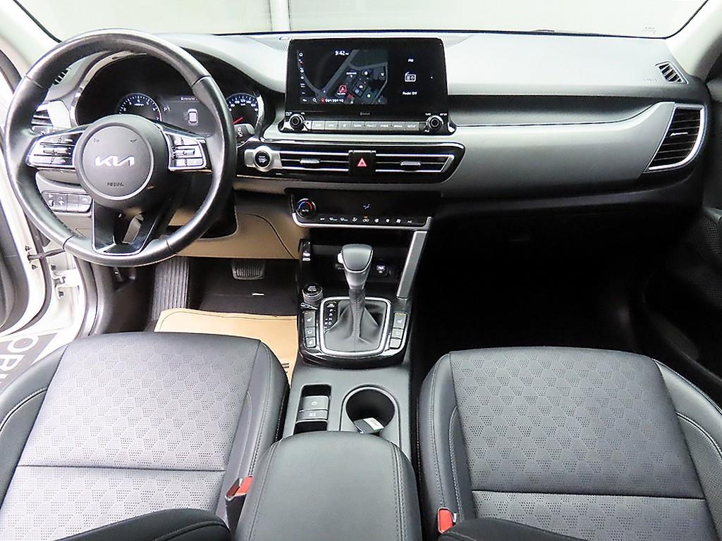 KIA Seltos - Vista 7