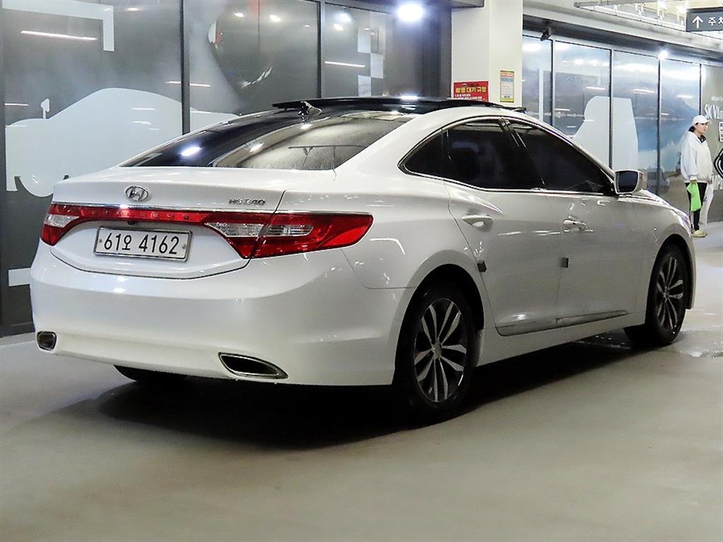 HYUNDAI Grandeur - Vista 4